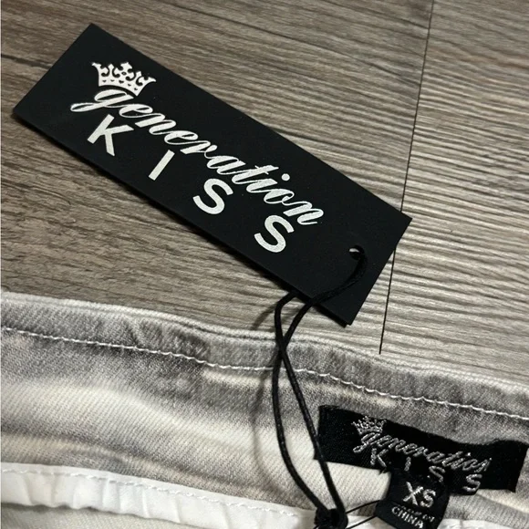 NWT Dolls Kill / Generation Kiss White Sofie Belted Skirt - Picture 5 of 5